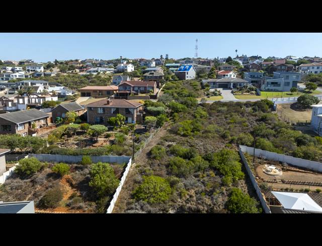 1,198M² VACANT LAND FOR SALE IN DANA BAY